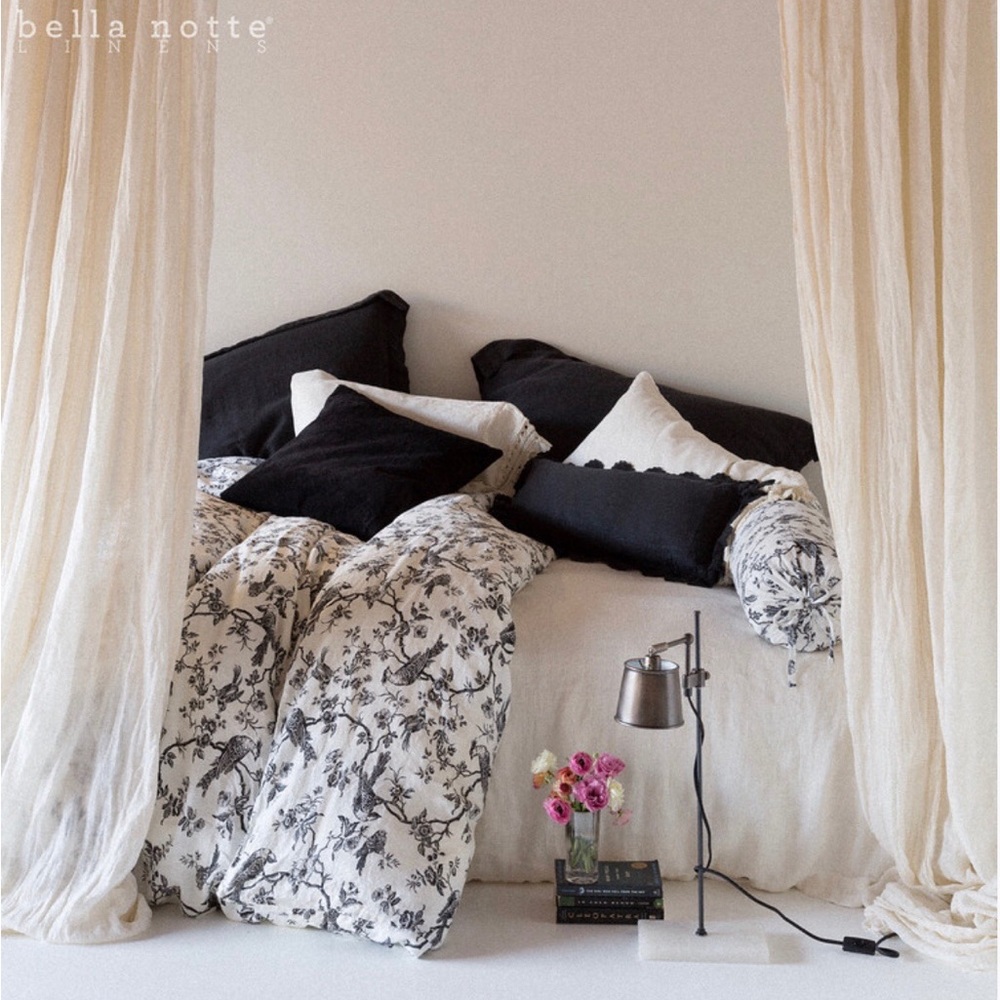 Bella Notte Bird Toile Linen Twin Duvet Cover